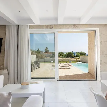 Mythos Villas Damnoni Esterno foto