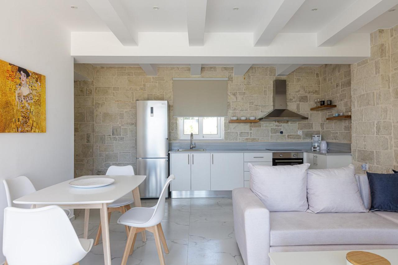 Vila Mythos