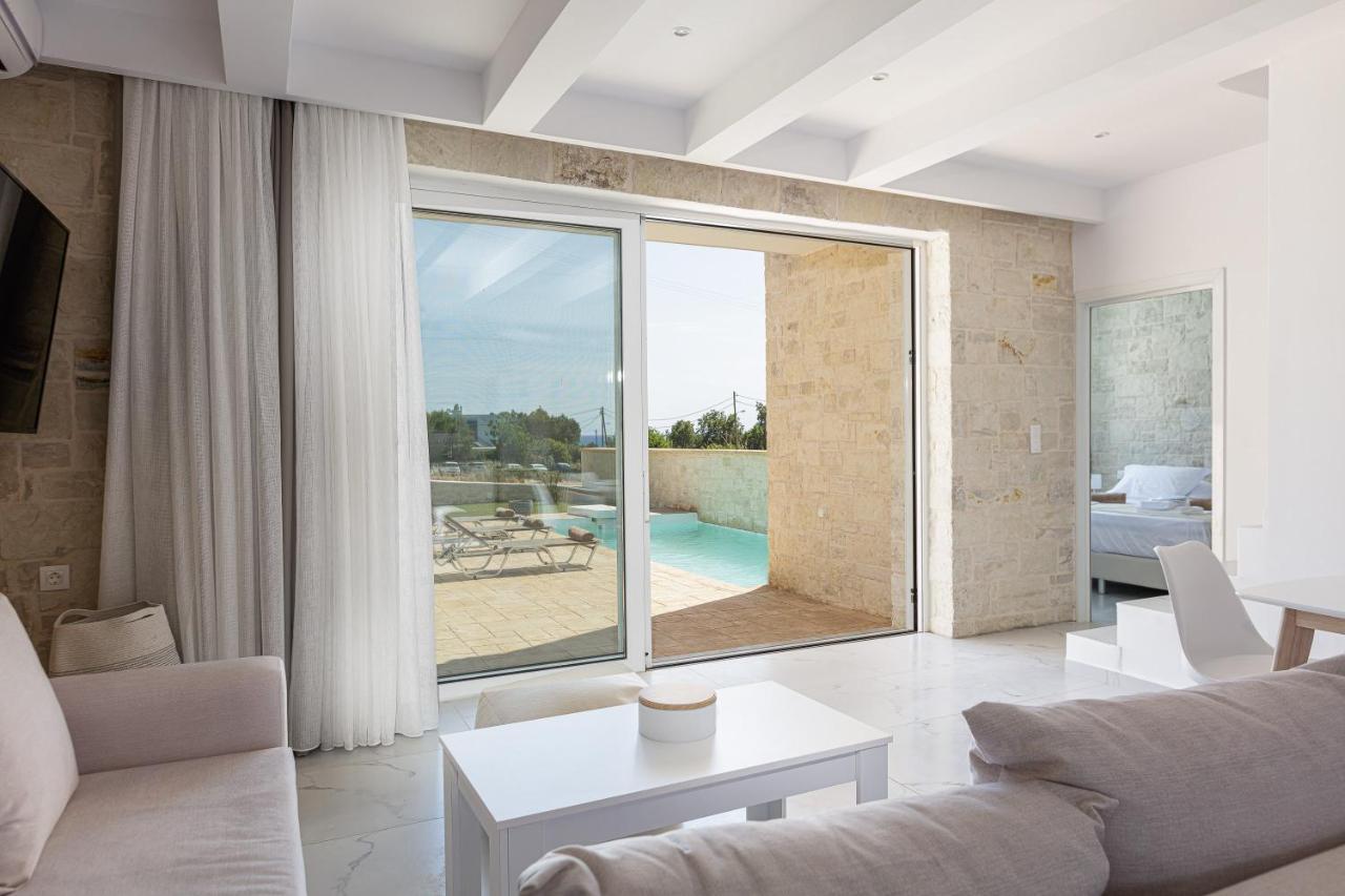 Villa Mythos *