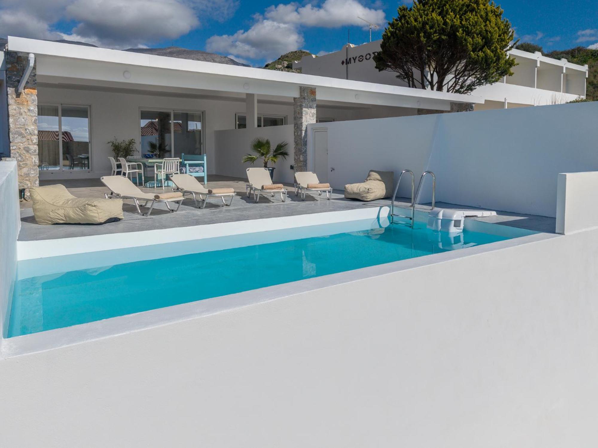 Villa Mythos *