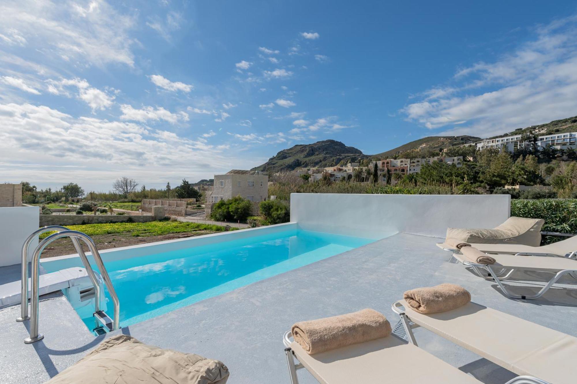 Mythos Villa Damnoni